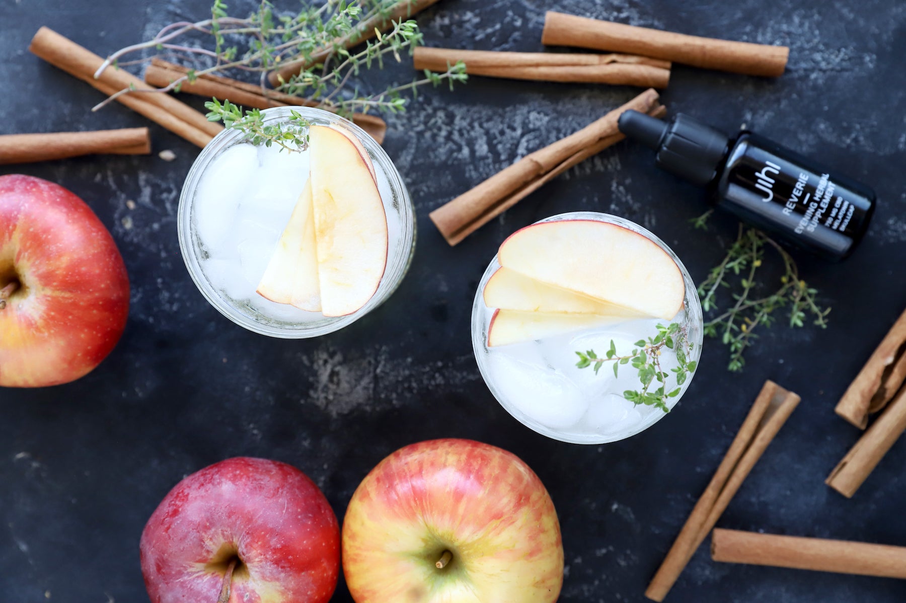 Sparkling Apple Cinnamon Mocktail Recipe – Jihi