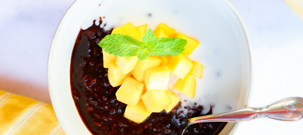 Black Sticky Rice Pudding with Mango