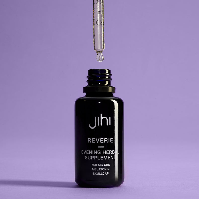 Jihi | Reverie™ Evening Herbal Supplement Texture